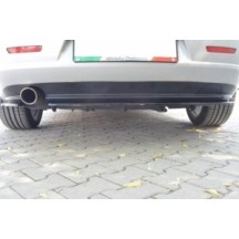 Maxton - Arriere Splitter ALFA ROMEO 159 (AVEC UNE BARRE VERTICALE) Noir Brillant